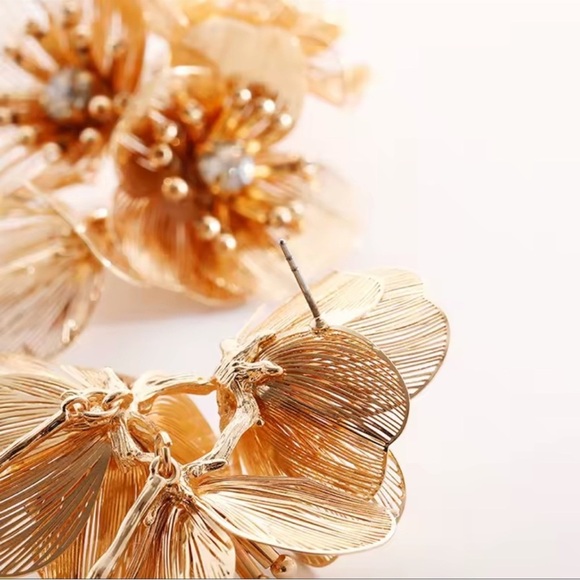 Zara Kate Middleton cascading floral earrings - Picture 12 of 16